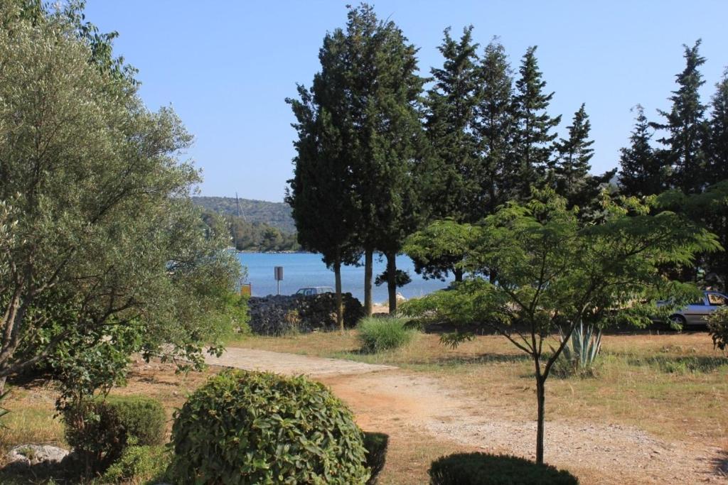 Secluded Fisherman'S Cottage Cove Magrovica - Telascica, Dugi Otok - 8142 Sali Bagian luar foto